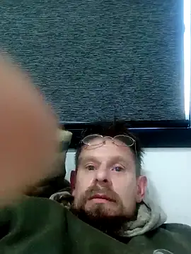 Snapshot of Skody31 chatting on October 21, 5:30 am Skody31 online show from October 21, 5:30 am