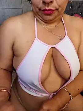 ZAHI WILLX online show from January 14, 6:46 pm