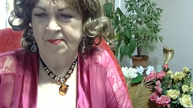 Emma52610 online show from May 9, 5:34 am