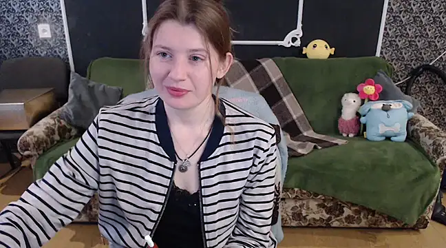 Snapshot of Gr4_soul_ chatting on March 9, 7:12 am Gr4 soul online show from March 9, 7:12 am