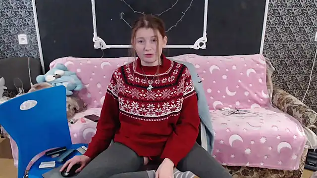 Snapshot of Gr4_soul_ chatting on December 14, 7:58 am Gr4 soul online show from December 14, 7:58 am