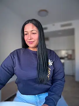 Snapshot of DannaaMeliza chatting on November 28, 12:08 pm DannaaMeliza online show from November 28, 12:08 pm