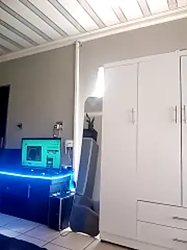 SQUITBOOTY online show from November 28, 8:50 am