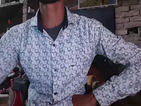 Snapshot of ThethunderPo chatting on February 22, 9:23 am ThethunderPo online show from February 22, 9:23 am