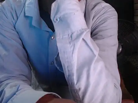 Snapshot of ThethunderPo chatting on February 23, 11:55 am ThethunderPo online show from February 23, 11:55 am