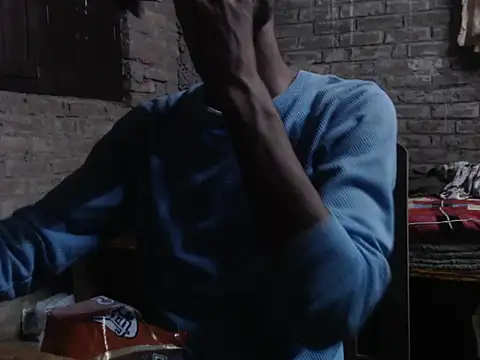 Snapshot of ThethunderPo chatting on October 24, 12:56 pm ThethunderPo online show from October 24, 12:56 pm