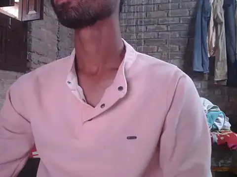 Snapshot of ThethunderPo chatting on November 12, 2:01 am ThethunderPo online show from November 12, 2:01 am