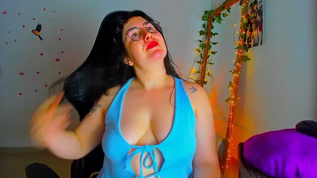 Susan Foxx online show from November 7, 11:27 pm