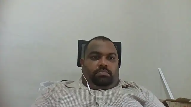 Snapshot of FatCockBoySL chatting on May 22, 9:59 am FatCockBoySL online show from May 22, 9:59 am