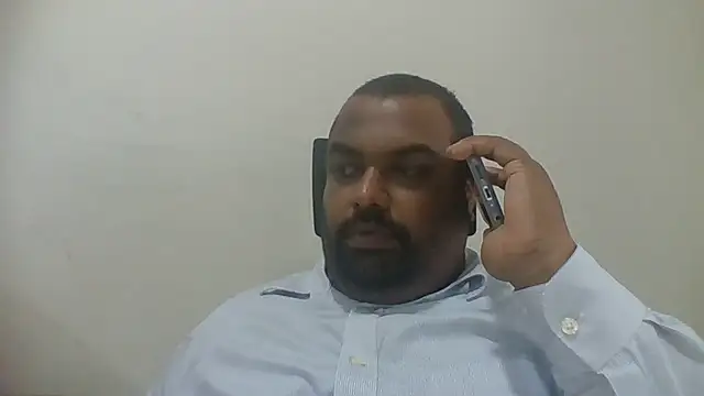 Snapshot of FatCockBoySL chatting on May 27, 8:33 am FatCockBoySL online show from May 27, 8:33 am