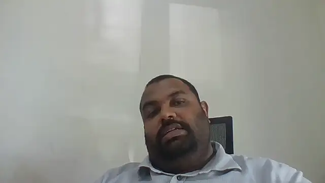 Snapshot of FatCockBoySL chatting on June 3, 10:40 am FatCockBoySL online show from June 3, 10:40 am
