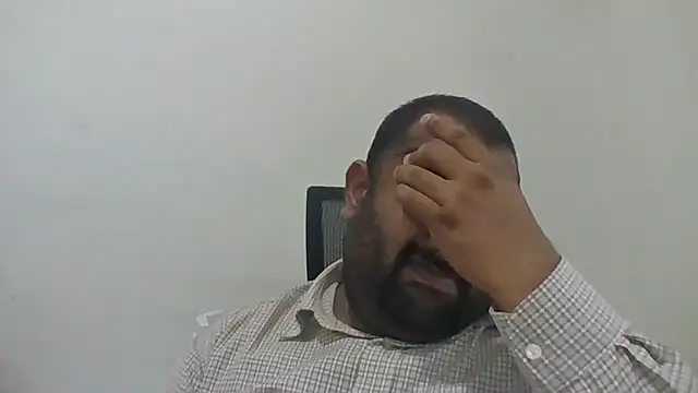Snapshot of FatCockBoySL chatting on June 4, 9:15 am FatCockBoySL online show from June 4, 9:15 am