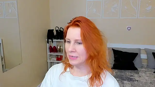 FoxySophia online show from February 14, 4:31 am