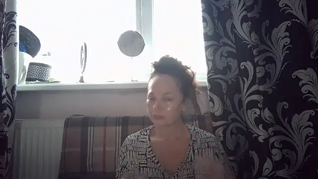 LindaStarS online show from January 13, 5:46 am