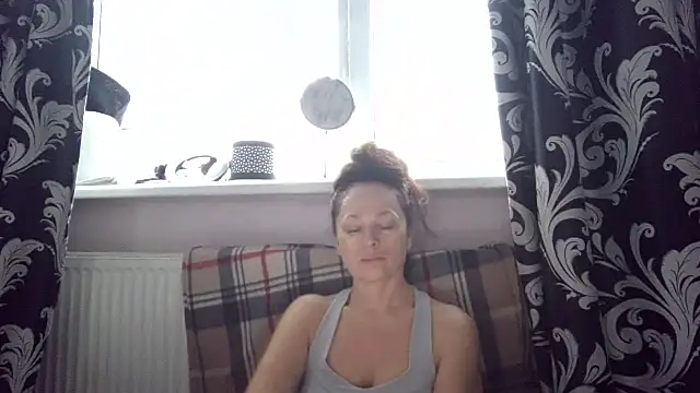 LindaStarS online show from February 15, 6:21 am