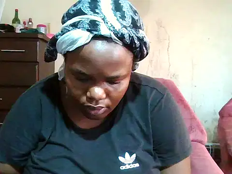 sexybigboobz online show from December 20, 5:36 am