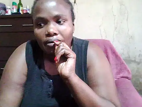 Snapshot of sexybigboobz chatting on May 8, 12:54 pm sexybigboobz online show from May 8, 12:54 pm