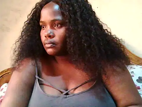 Snapshot of sexybigboobz chatting on May 16, 8:11 am sexybigboobz online show from May 16, 8:11 am