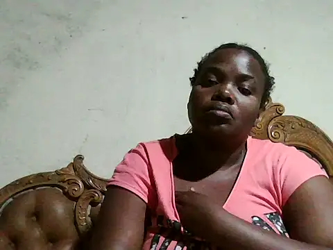 Snapshot of sexybigboobz chatting on June 10, 2:12 am sexybigboobz online show from June 10, 2:12 am