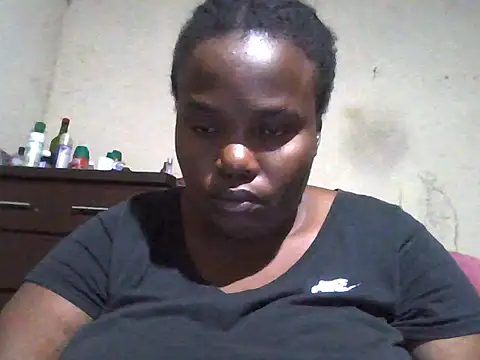 Snapshot of sexybigboobz chatting on June 12, 4:28 pm sexybigboobz online show from June 12, 4:28 pm