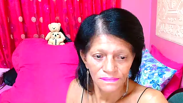 SLUTTYROXY online show from February 6, 8:02 pm