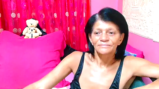 SLUTTYROXY online show from February 7, 7:38 pm