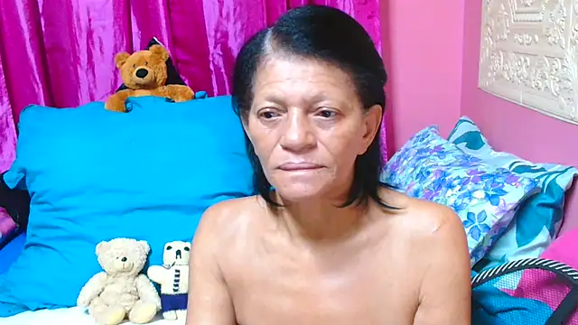 SLUTTYROXY online show from March 19, 2:27 am