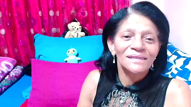 SLUTTYROXY online show from November 23, 8:19 pm