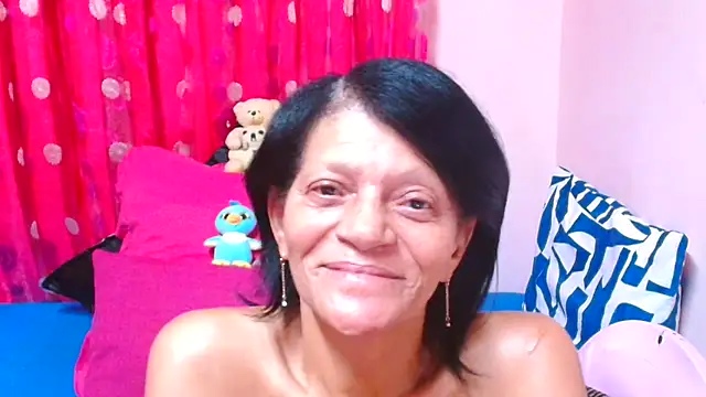 SLUTTYROXY online show from March 7, 7:33 pm