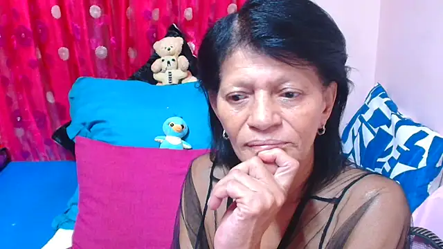 SLUTTYROXY online show from April 23, 12:29 pm