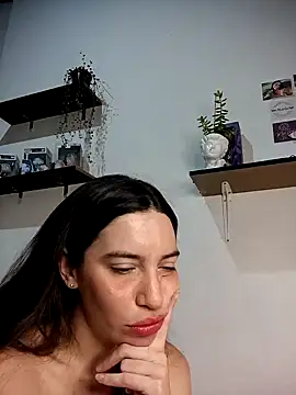 Snapshot of loveuu-bae chatting on January 20, 12:25 am loveuu-bae online show from January 20, 12:25 am