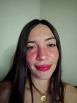 Snapshot of loveuu-bae chatting on November 11, 1:05 am loveuu-bae online show from November 11, 1:05 am