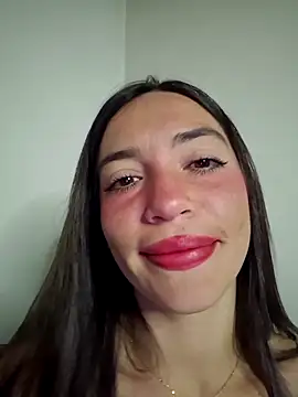 Snapshot of loveuu-bae chatting on December 14, 11:20 pm loveuu-bae online show from December 14, 11:20 pm