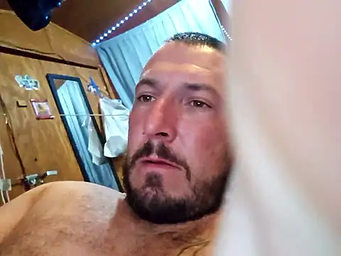 UncutHammer69 online show from March 3, 8:37 pm