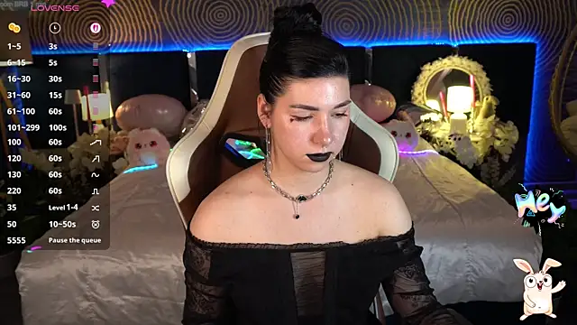 EmilyCandyy online show from June 26, 6:18 am