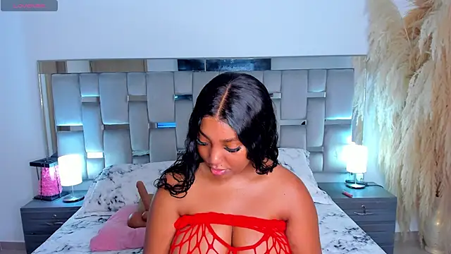 Cammiila online show from June 26, 3:38 pm