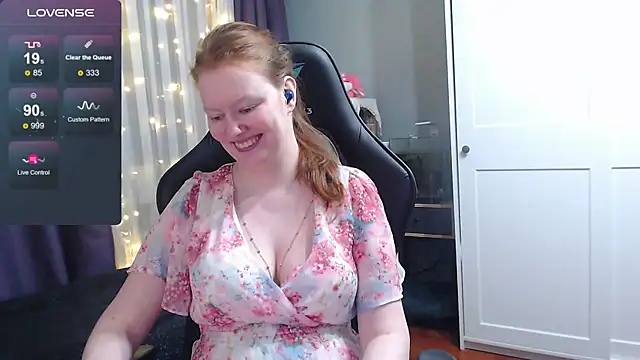 Snapshot of Lady_Inari chatting on March 1, 10:53 pm Lady Inari online show from March 1, 10:53 pm
