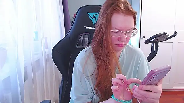 Snapshot of Lady_Inari chatting on November 12, 12:38 pm Lady Inari online show from November 12, 12:38 pm