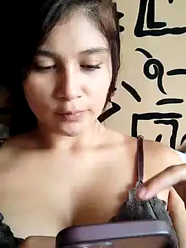 kinky milaxh online show from December 6, 4:28 pm