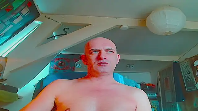 maxhard77 online show from November 30, 10:52 am