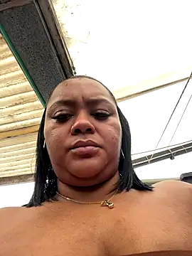 Snapshot of yanza2002 chatting on October 26, 1:50 pm yanza2002 online show from October 26, 1:50 pm