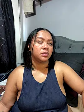 Snapshot of yanza2002 chatting on November 23, 7:57 pm yanza2002 online show from November 23, 7:57 pm