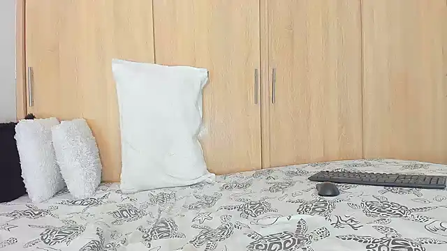 Snapshot of Austin_Bitch chatting on January 21, 2:15 pm Austin Bitch online show from January 21, 2:15 pm