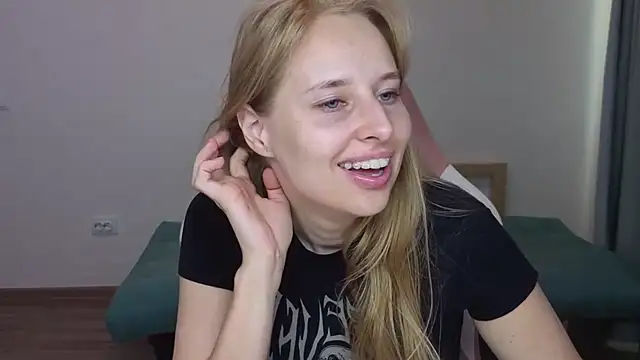 Jessy Ginger online show from August 5, 12:30 pm