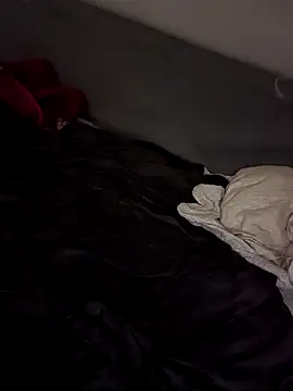 Snapshot of Chubby_DIck4you chatting on December 24, 2:54 am Chubby DIck4you online show from December 24, 2:54 am