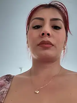 LINDA PATTY94 online show from March 14, 9:32 pm