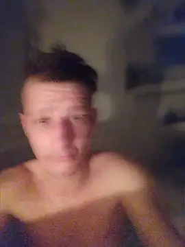 Snapshot of twinksbadboyhot chatting on April 27, 3:04 am twinksbadboyhot online show from April 27, 3:04 am
