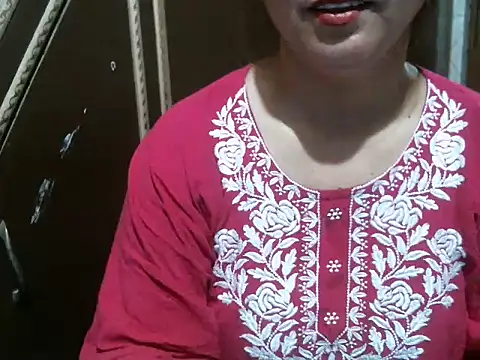 Snapshot of UrsMansi chatting on September 25, 6:17 am UrsMansi online show from September 25, 6:17 am