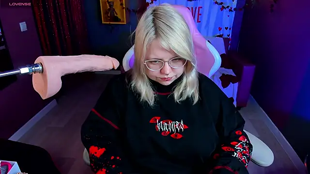 Yoki Shizuko online show from February 12, 6:41 am