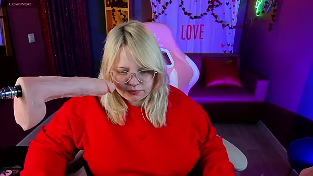 Yoki Shizuko online show from February 19, 6:42 am